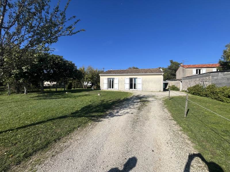 Vente Maison MOULIDARS - 3 pièces -78 m² - (16290)