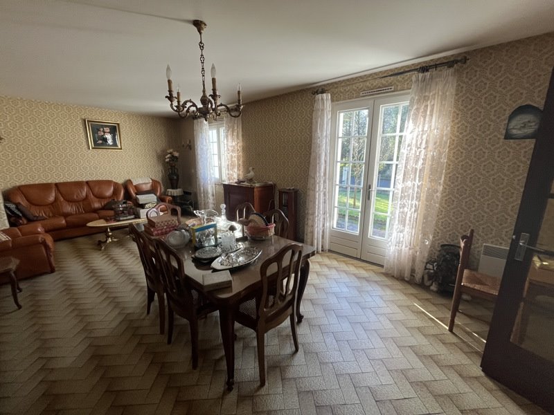 Vente Maison BELLEVIGNE - 6 pièces -135 m² - (16120)
