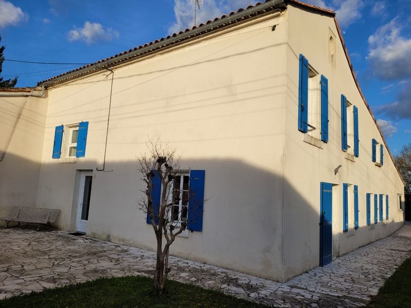 Vente Maison ST SIMON - 9 pièces -205 m² - (16120)