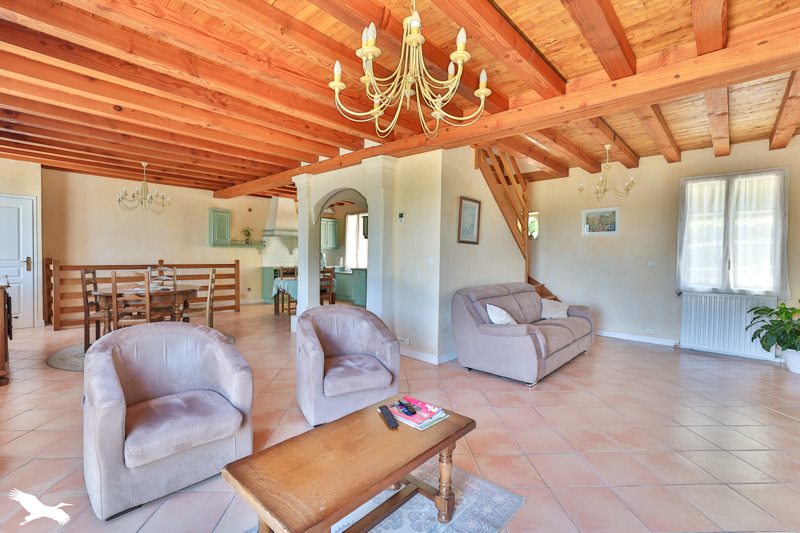 Vente Maison Mosnac-Saint-Simeux - 5 pièces -132 m² - (16120)