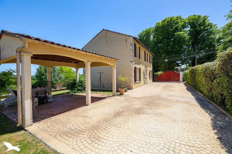 Vente Maison MOSNAC ST SIMEUX - 5 pièces -132 m² - (16120)
