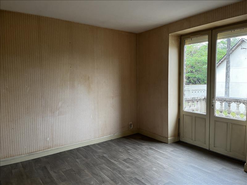 Vente Maison ALLASSAC - 6 pièces -110 m² - (19240)
