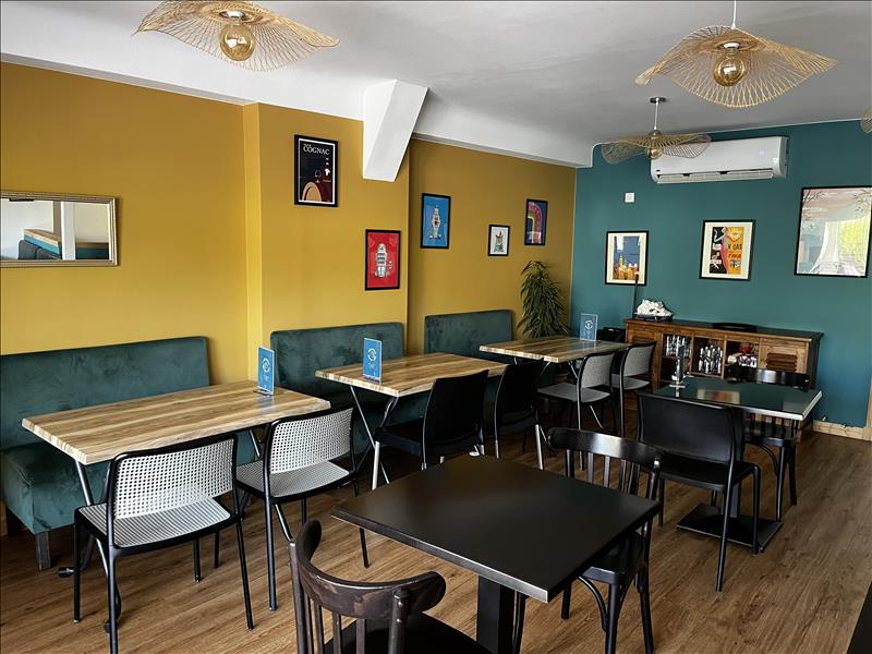 Vente Local commercial OBJAT - -  250 m² - (19130)