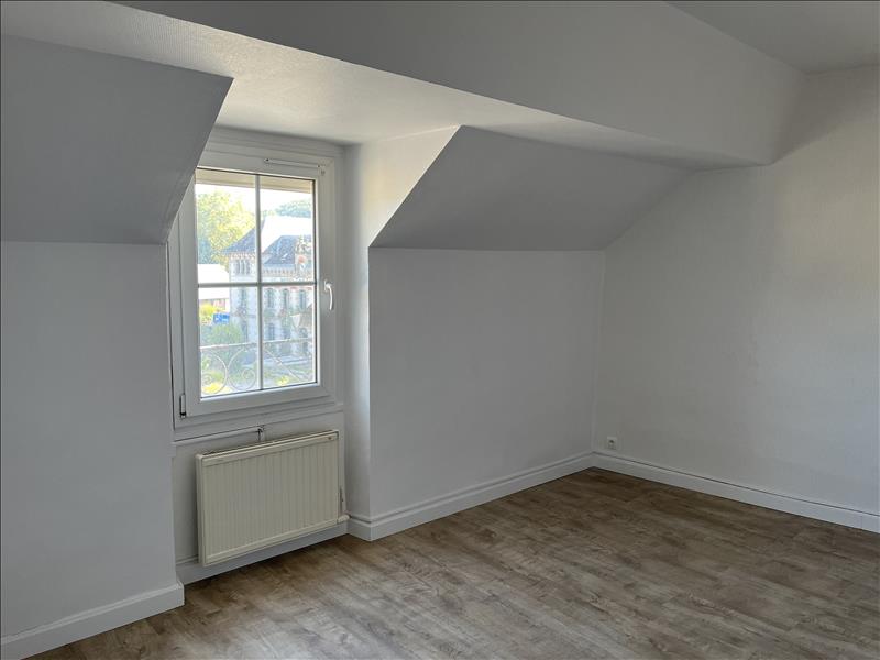 Vente Maison OBJAT - 6 pièces -160 m² - (19130)