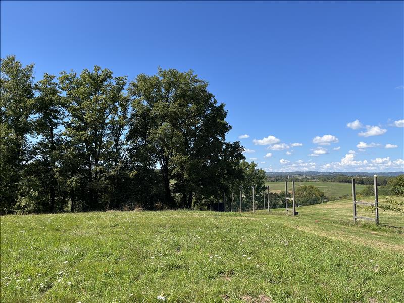 Vente Terrain ST CYPRIEN - -1145 m² - (19130)