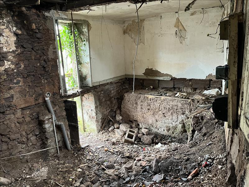 Vente Maison ST BONNET LA RIVIERE - 1 pièce -50 m² - (19130)