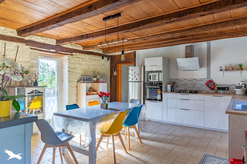Vente Maison SEGONZAC - 6 pièces -282 m² - (19310)