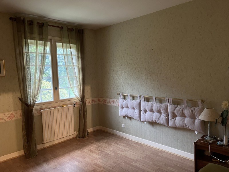 Vente Maison ST CYR LA ROCHE - 6 pièces -187 m² - (19130)