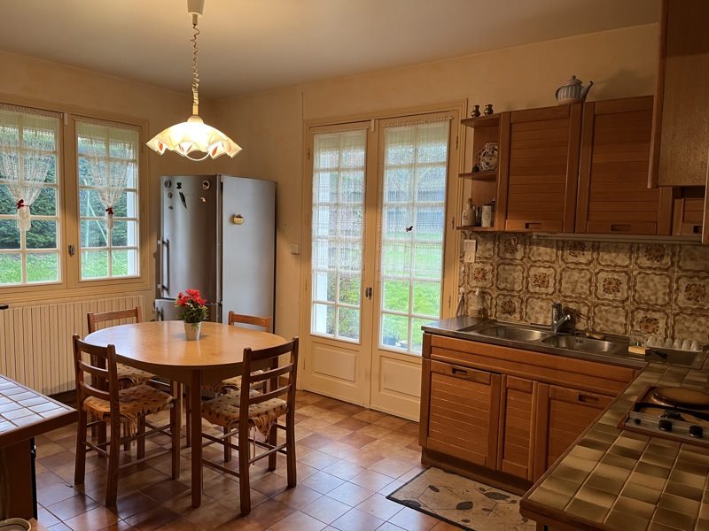 Vente Maison ST CYR LA ROCHE - 6 pièces -187 m² - (19130)