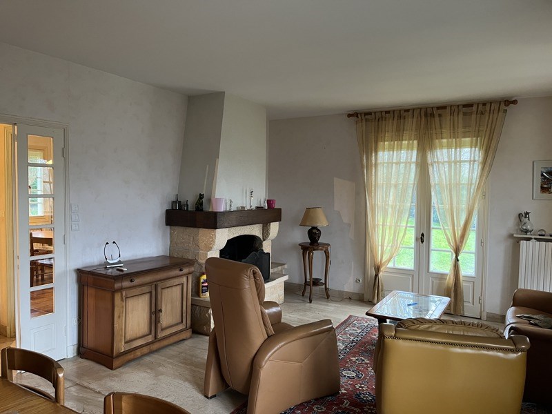 Vente Maison ST CYR LA ROCHE - 6 pièces -187 m² - (19130)