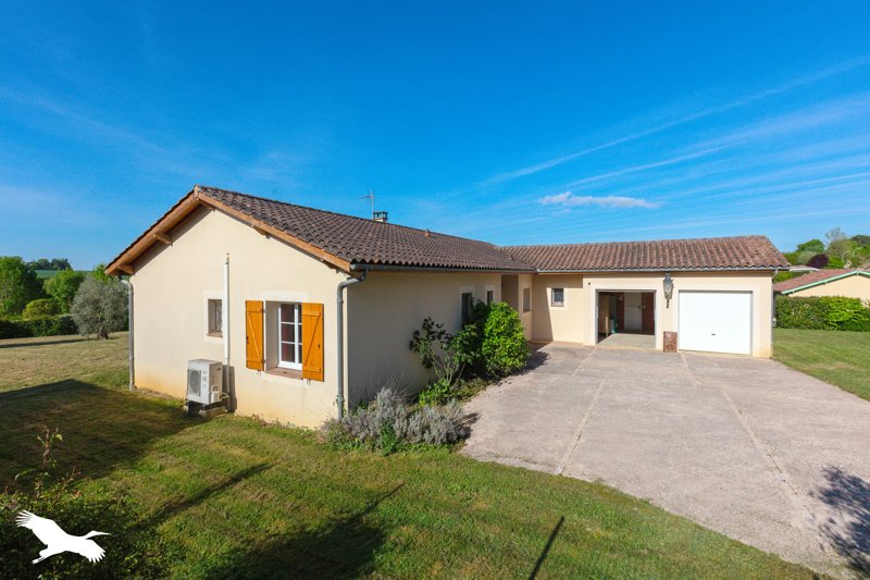 Vente Maison PAUILHAC - 5 pièces -126 m² - (32500)