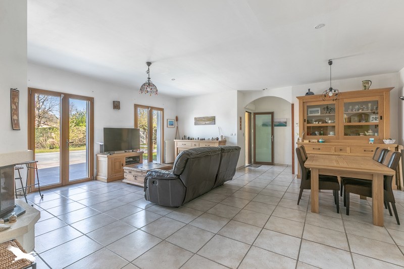 Vente Maison MARCHEPRIME - 6 pièces -135 m² - (33380)