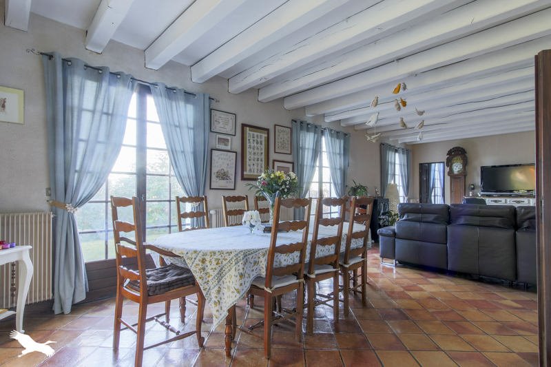 Vente Maison VILLIERS ST FREDERIC - 9 pièces -199 m² - (78640)