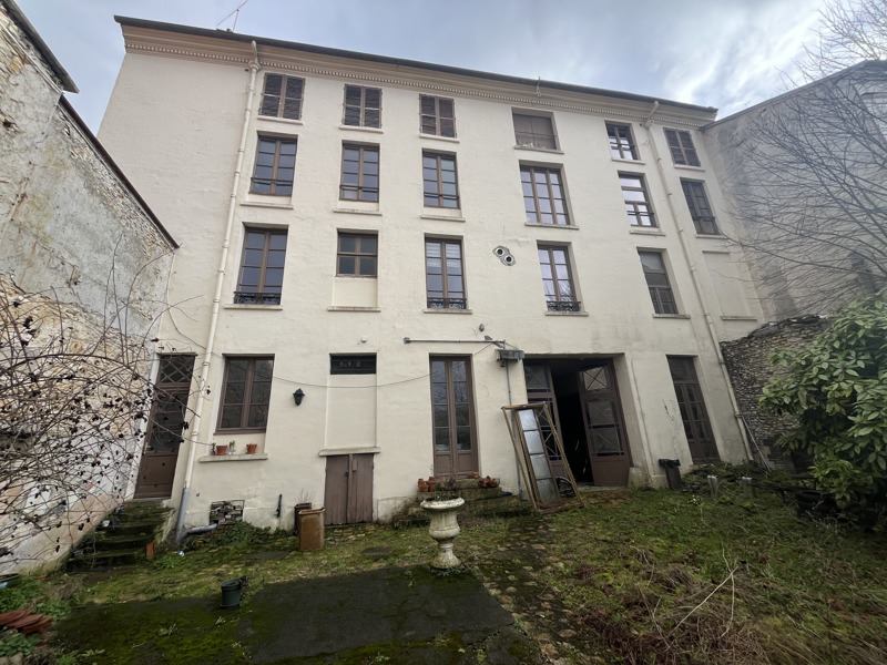 Vente Maison HOUDAN - 15 pièces -690 m² - (78550)