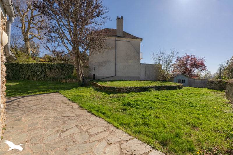 Vente Maison NEAUPHLE LE CHATEAU - 6 pièces -165 m² - (78640)