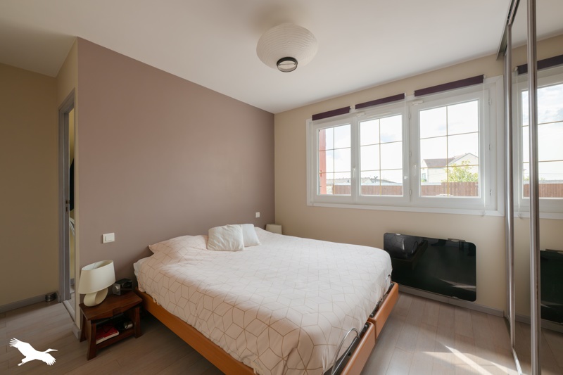 Vente Maison NEAUPHLE LE VIEUX - 6 pièces -150 m² - (78640)