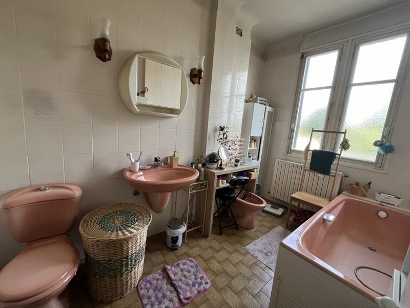 Vente Maison ISSOUDUN - 5 pièces -180 m² - (36100)