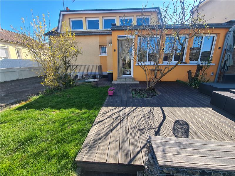 Vente Maison ISSOUDUN - 7 pièces -137 m² - (36100)