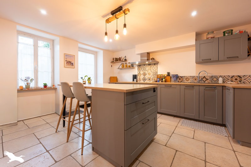 Vente Maison SAUGY - 8 pièces -169 m² - (18290)