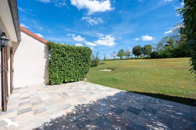 Vente Maison STE LIZAIGNE - 7 pièces -119 m² - (36260)
