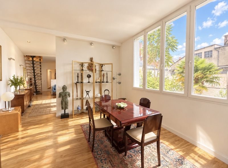 Vente Maison Issoudun - 6 pièces -171 m² - (36100)