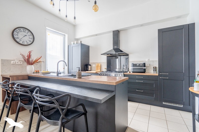 Vente Maison BRACH - 4 pièces -190 m² - (33480)