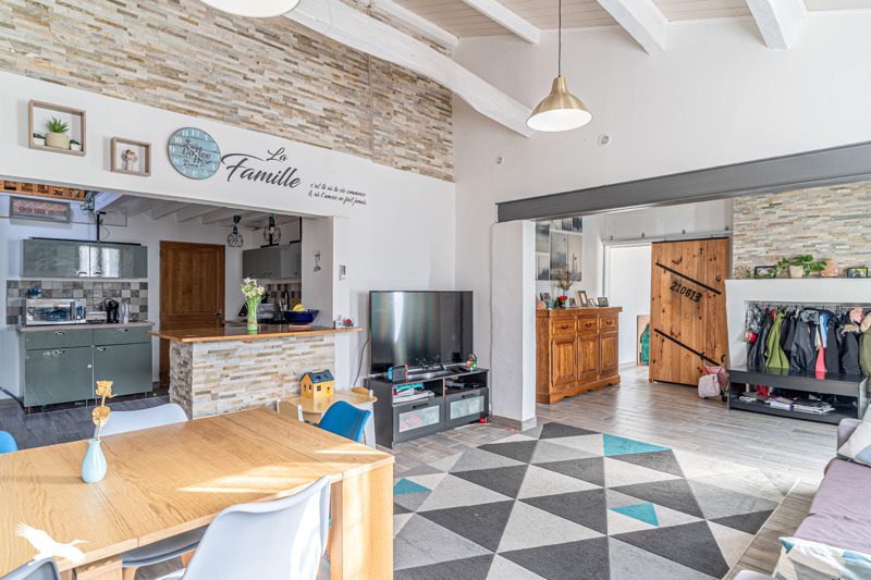 Vente Maison LISTRAC MEDOC - 5 pièces -130 m² - (33480)