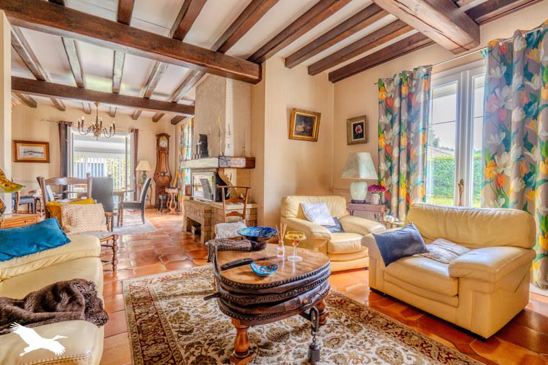 Vente Maison LISTRAC MEDOC - 5 pièces -190 m² - (33480)