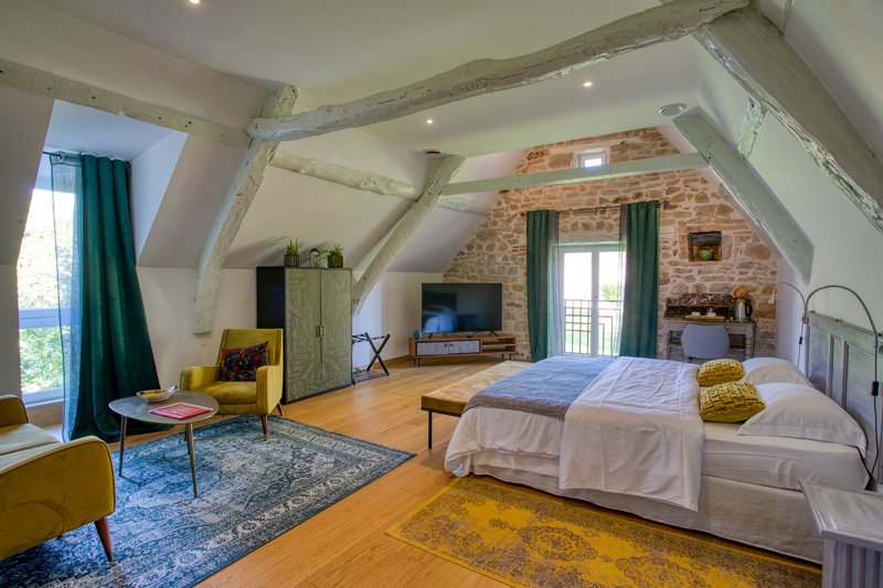 Vente Maison FIGEAC - 6 pièces -298 m² - (46100)