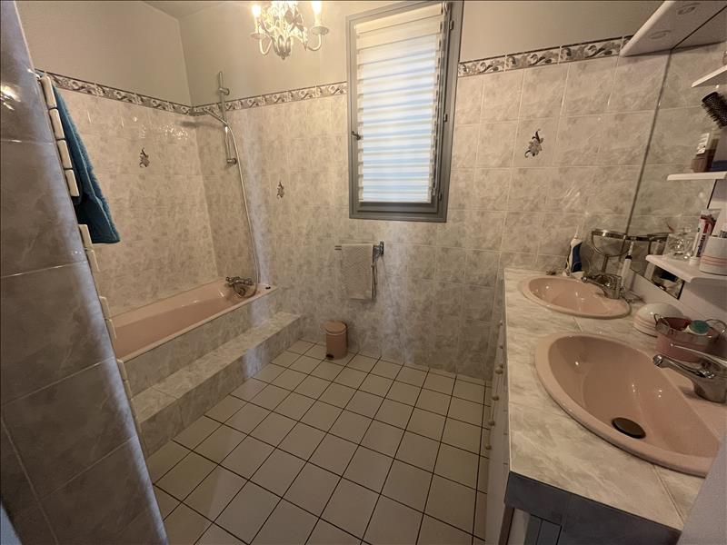 Vente Maison ALTILLAC - 7 pièces -152 m² - (19120)