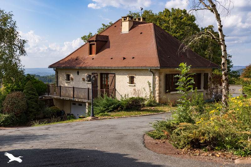 Vente Maison Sioniac - 8 pièces -250 m² - (19120)