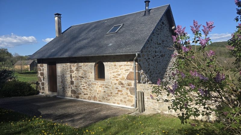 Vente Maison CHAMBERET - 4 pièces -160 m² - (19370)