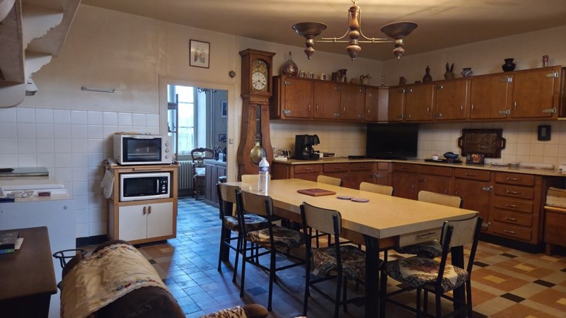 Vente Maison MASSERET - 7 pièces -264 m² - (19510)