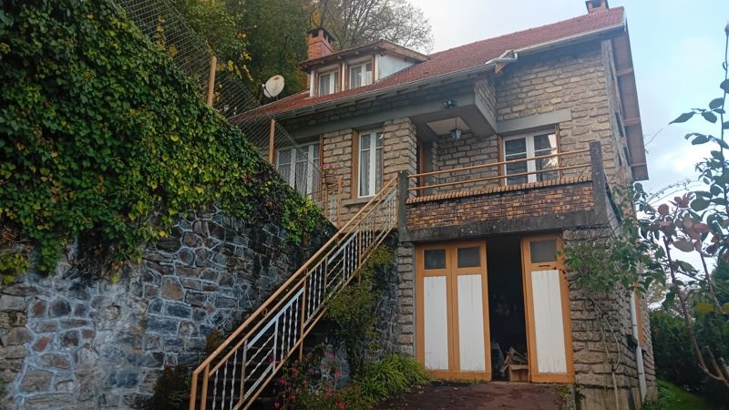 Vente Maison UZERCHE - 5 pièces -120 m² - (19140)