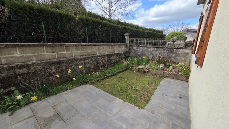 Vente Maison UZERCHE - 8 pièces -190 m² - (19140)