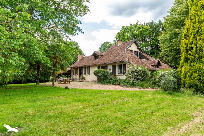Vente Maison ST YBARD - 6 pièces -154 m² - (19140)