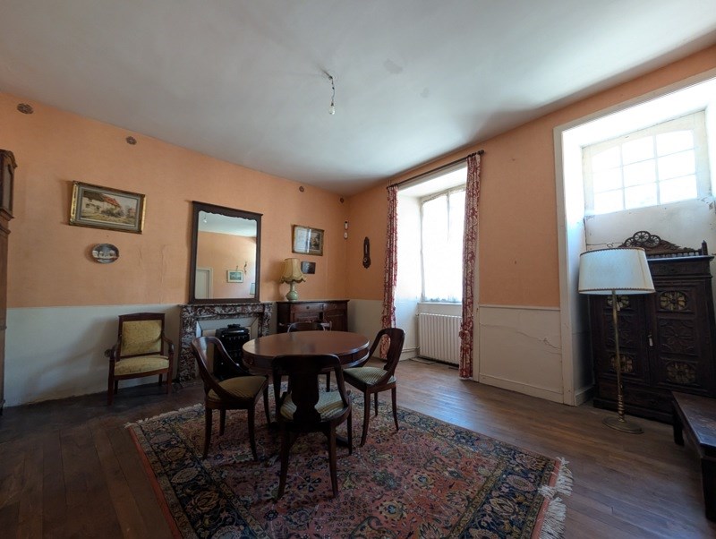 Vente Maison UZERCHE - 6 pièces -212,9 m² - (19140)
