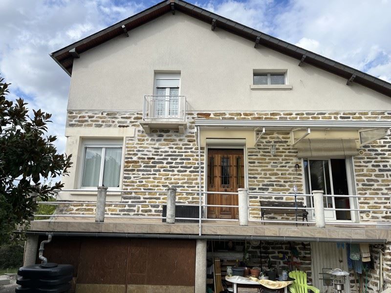 Vente Maison Uzerche - 4 pièces -135 m² - (19140)