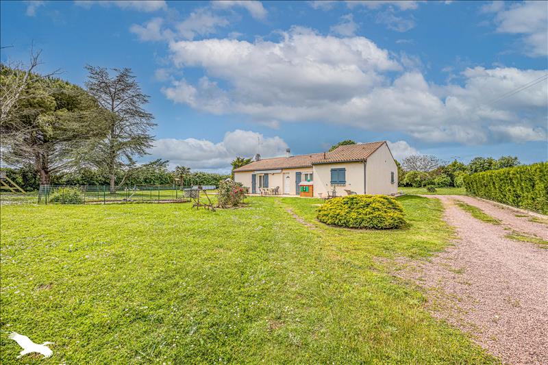 Vente Maison MAUZE SUR LE MIGNON - 4 pièces -101 m² - (79210)
