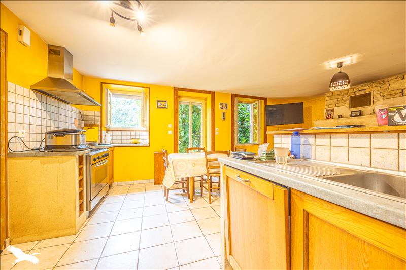 Vente Maison PRIN DEYRANCON - 7 pièces -126 m² - (79210)