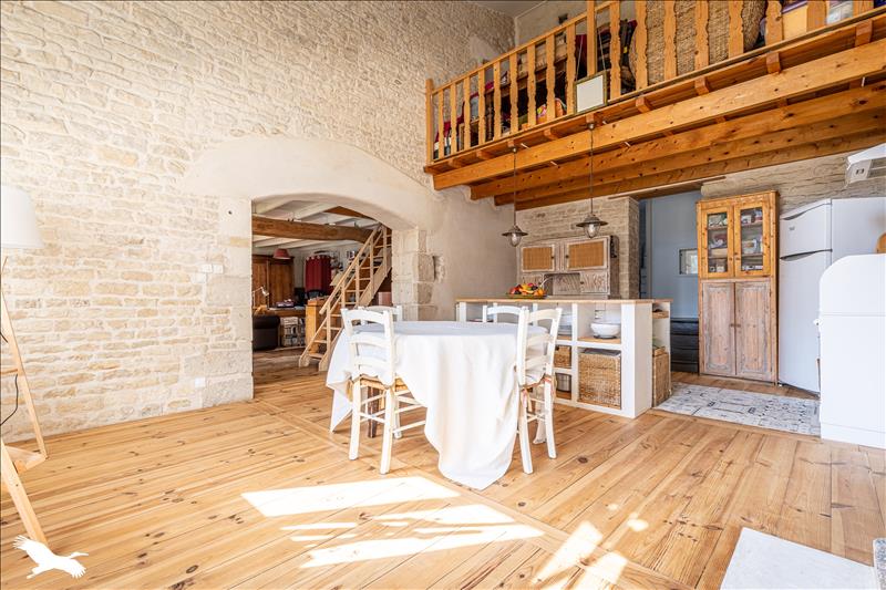 Vente Maison CRAM CHABAN - 8 pièces -246 m² - (17170)