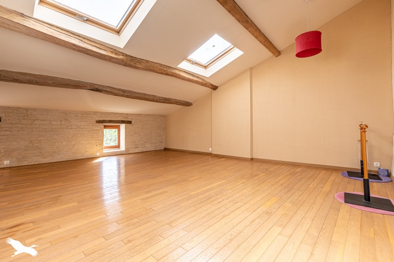 Vente Maison CRAM CHABAN - 8 pièces -246 m² - (17170)