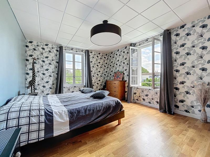 Vente Maison VAL DU MIGNON - 7 pièces -210 m² - (79210)