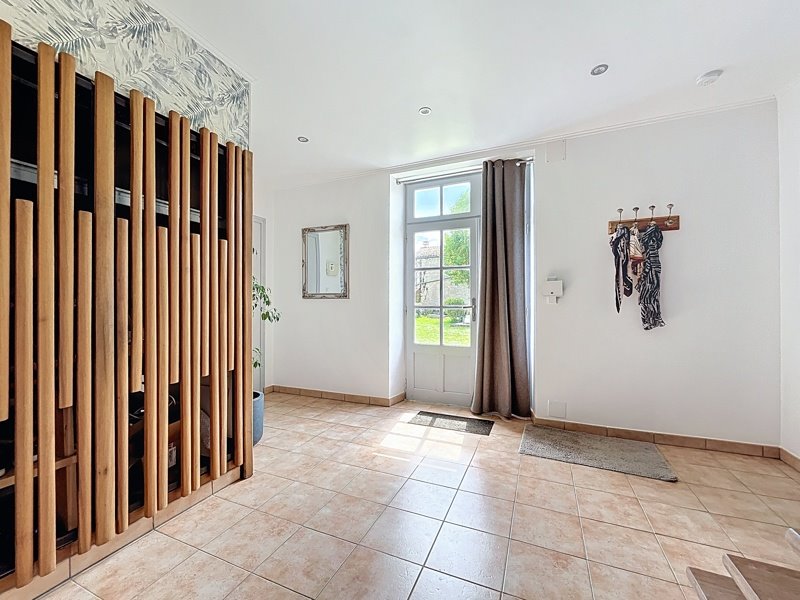 Vente Maison VAL DU MIGNON - 7 pièces -210 m² - (79210)