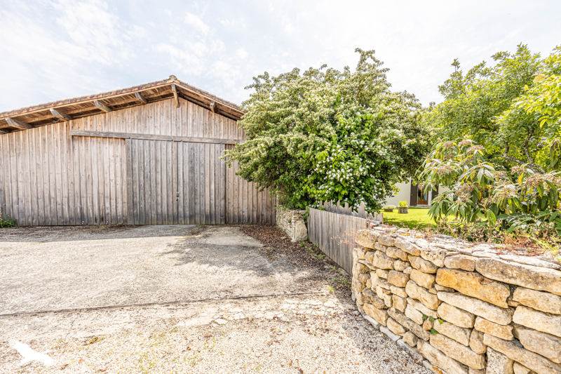 Vente Maison VILLIERS EN BOIS - 8 pièces -155 m² - (79360)