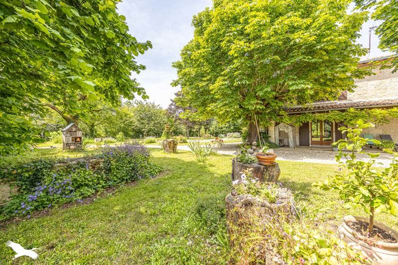 Vente Maison VILLIERS EN BOIS - 8 pièces -155 m² - (79360)