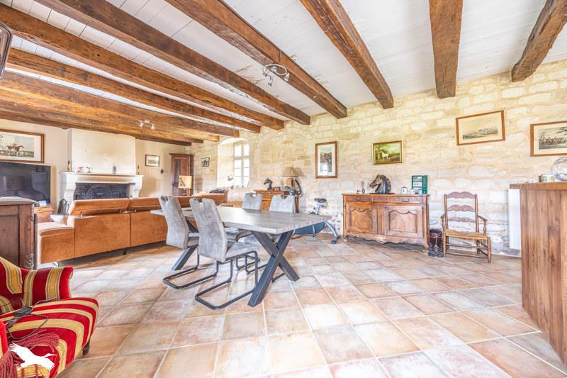 Vente Maison PLAINE D ARGENSON - 5 pièces -160 m² - (79360)