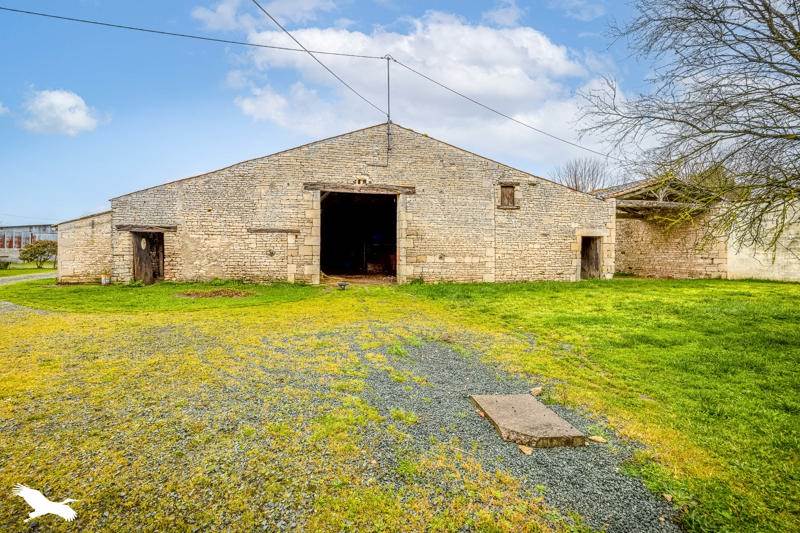 Vente Maison PLAINE D ARGENSON - 5 pièces -160 m² - (79360)