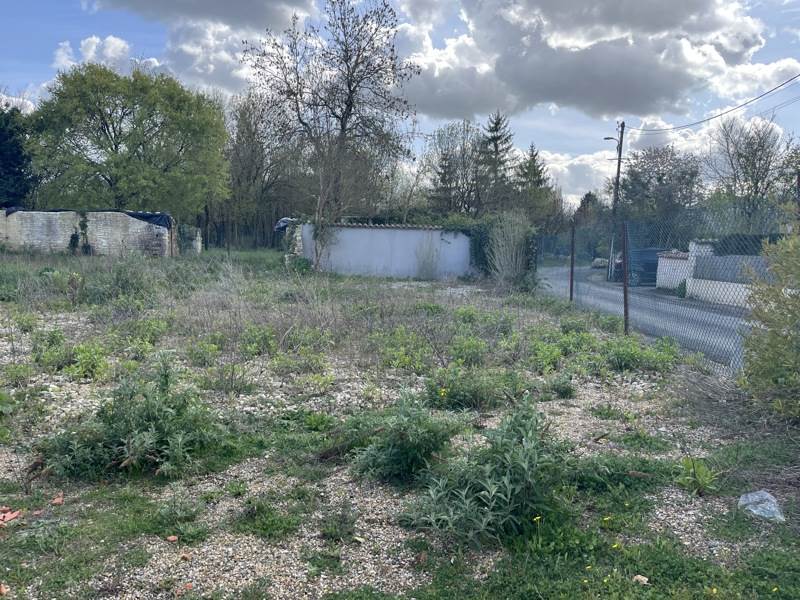 Vente Terrain LA LAIGNE - -767 m² - (17170)