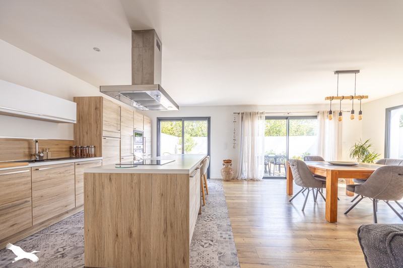 Vente Maison FERRIERES - 6 pièces -145 m² - (17170)